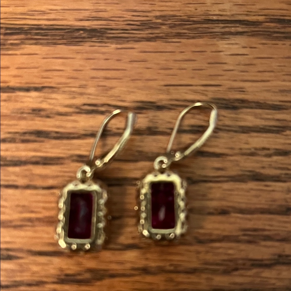 Vintage Red Crystal Leverback Earrings - Picture 3 of 4